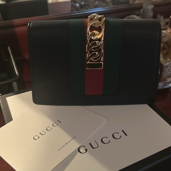 Gucci clutch - Picture 2 of 3